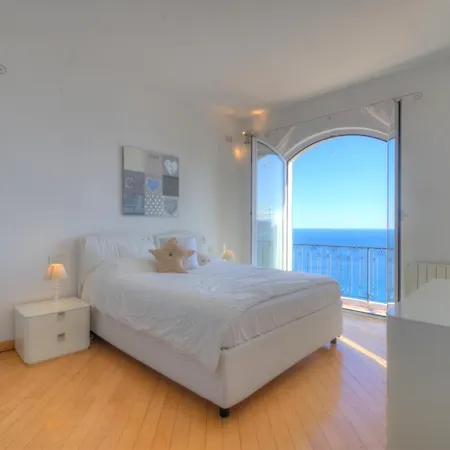 Ischia Attico Sul Mare A Verezzi * בורג'ו ורצי
