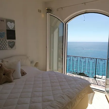 Ischia Attico Sul Mare A Verezzi * בורג'ו ורצי